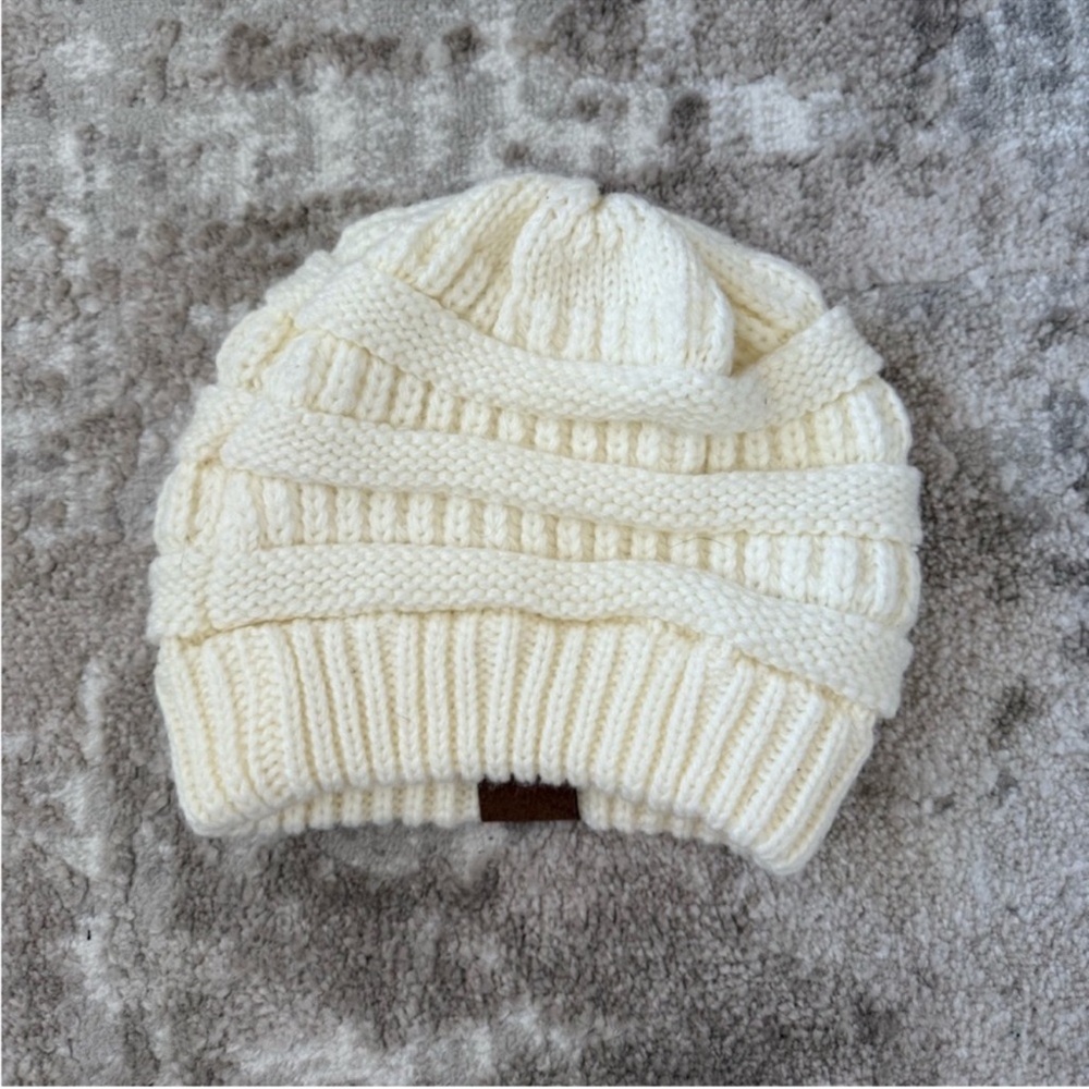 Cream Knit Beanie - Picture 3 of 4